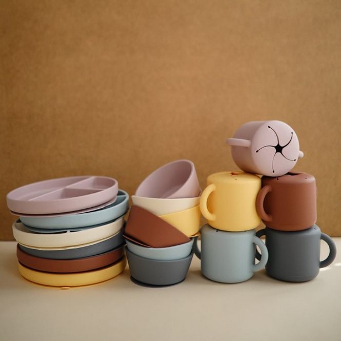 Hovedbilde Mushie Silicone Suction Skål 